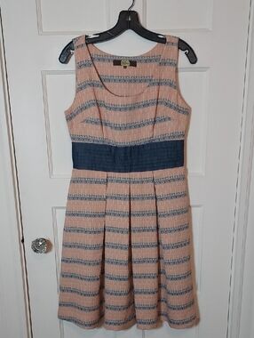 Eva Franco Textured Peach Dress with Chambray Waistband and Stripe Accents SZ 6